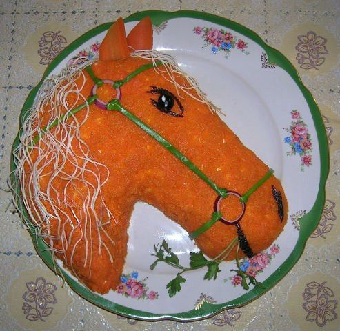 Салат "Новогодняя Лошадь"